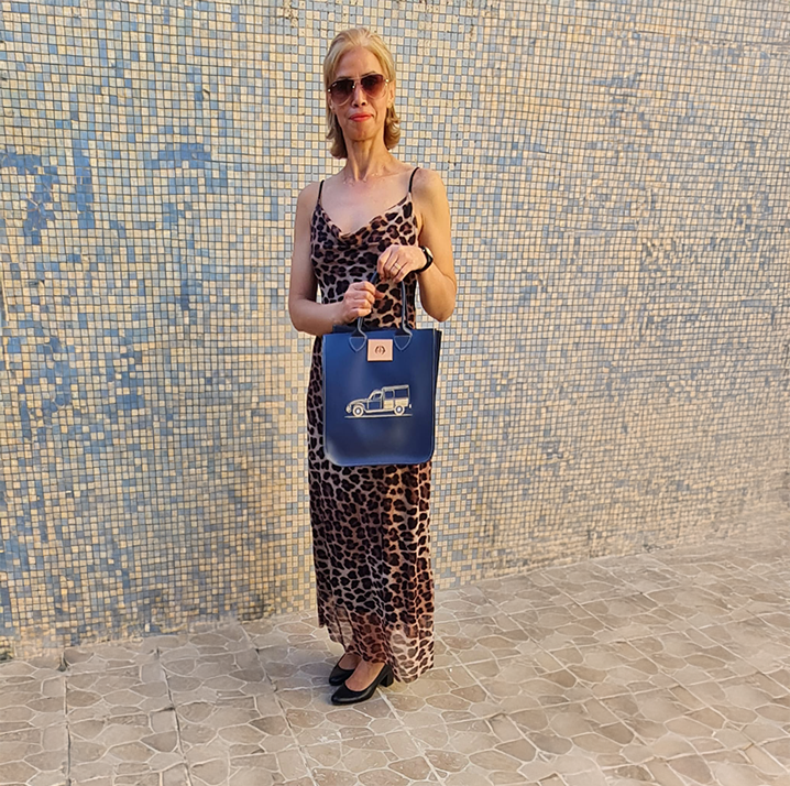 Sac-à-main-Toscane-Bleu-Marine-–-Broderie-2CV-Fourgonnette