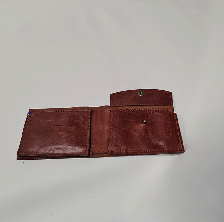 Portefeuille-et-porte-monnaie-en-cuir-véritable-1