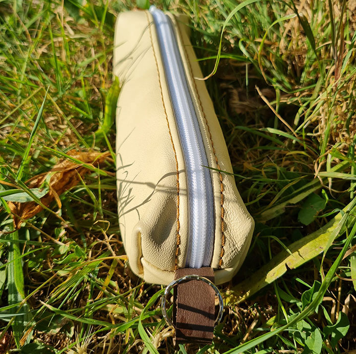 trousse-carrée--cappucino